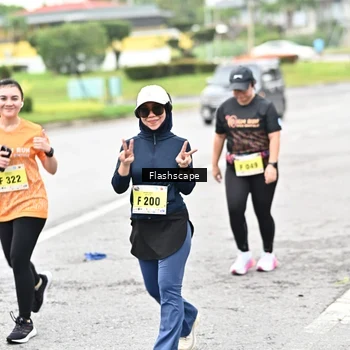 Runner Photo 8520668