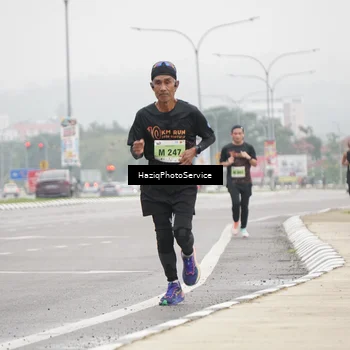Runner Photo 8520796