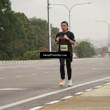 Runner Photo 8520880