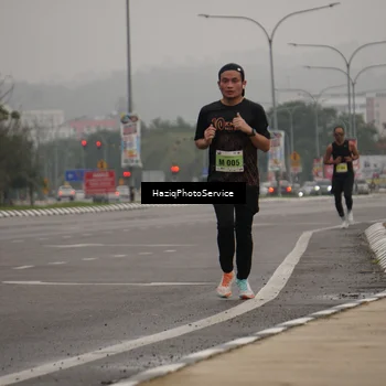 Runner Photo 8521000