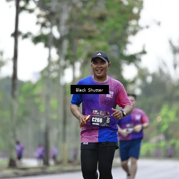 Runner Photo 8521269