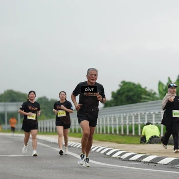 Runner Photo 8521284
