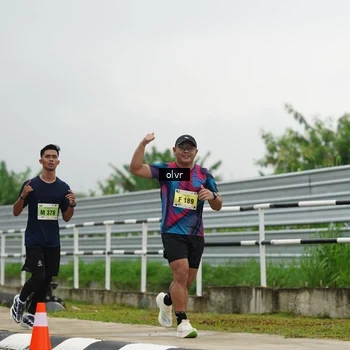 Runner Photo 8521359