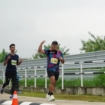Runner Photo 8521364