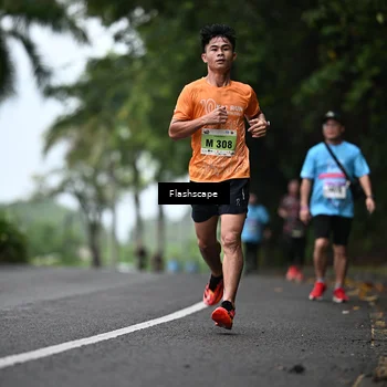 Runner Photo 8521954