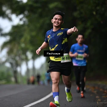 Runner Photo 8522100