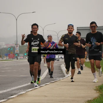 Runner Photo 8522112