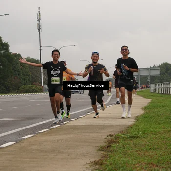 Runner Photo 8522233