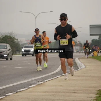 Runner Photo 8522444