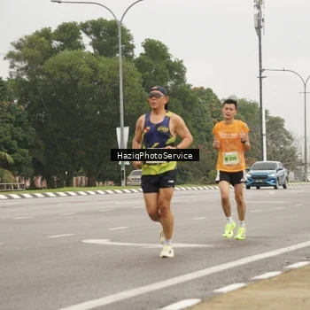 Runner Photo 8522662