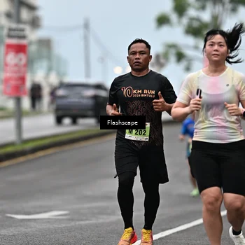 Runner Photo 8523275