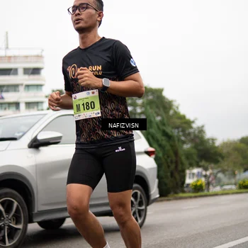 Runner Photo 8523279