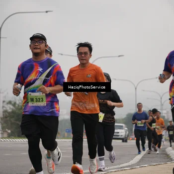 Runner Photo 8523402