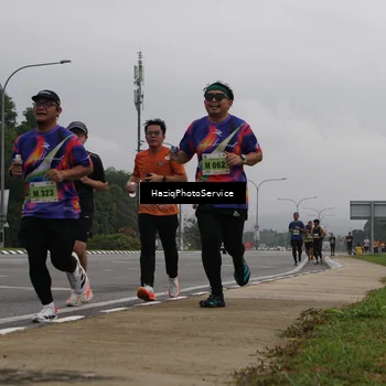 Runner Photo 8523630