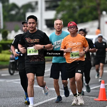 Runner Photo 8523669