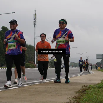 Runner Photo 8523678