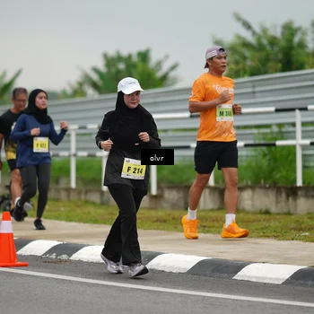 Runner Photo 8523832