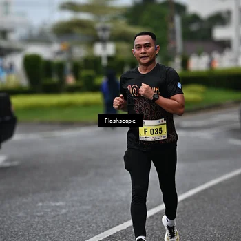 Runner Photo 8523836