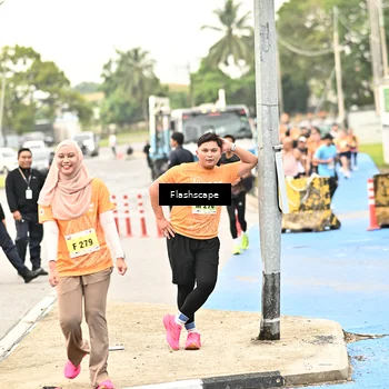 Runner Photo 8523840
