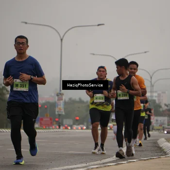Runner Photo 8524028