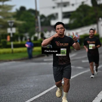 Runner Photo 8524030