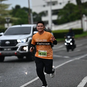 Runner Photo 8524069