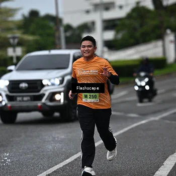 Runner Photo 8524070