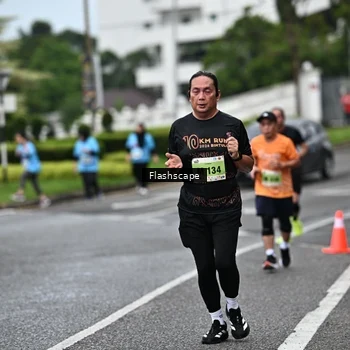 Runner Photo 8524098