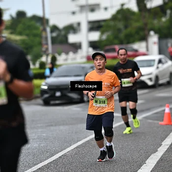 Runner Photo 8524102
