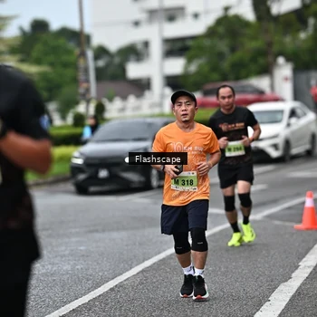 Runner Photo 8524115
