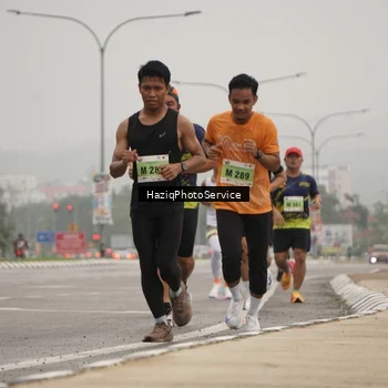 Runner Photo 8524116