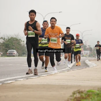 Runner Photo 8524137