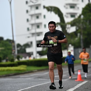 Runner Photo 8524172
