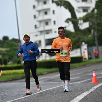 Runner Photo 8524183