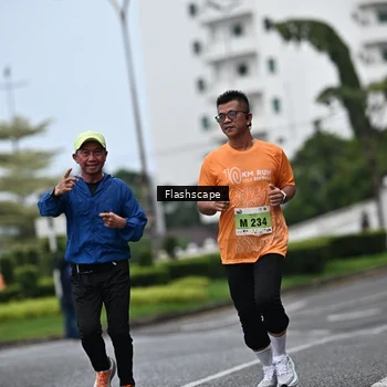Runner Photo 8524185