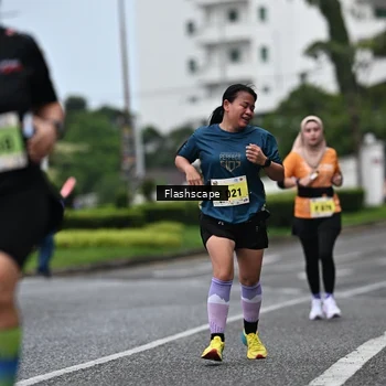 Runner Photo 8524203