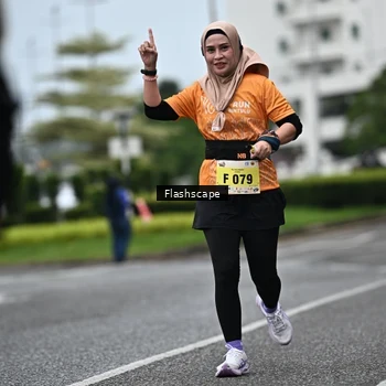 Runner Photo 8524217