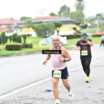 Runner Photo 8524228