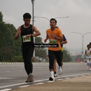 Runner Photo 8524232