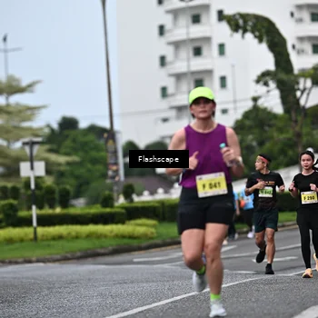 Runner Photo 8524252