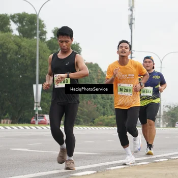 Runner Photo 8524292