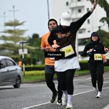 Runner Photo 8524310