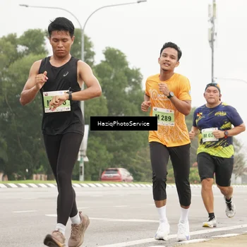 Runner Photo 8524312