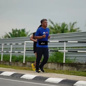 Runner Photo 8524325