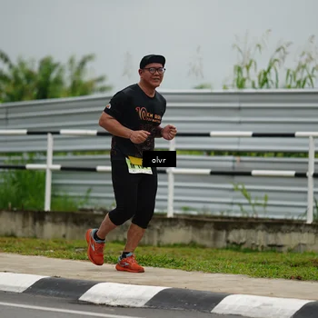 Runner Photo 8524334