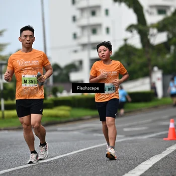 Runner Photo 8524343