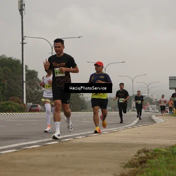 Runner Photo 8524350
