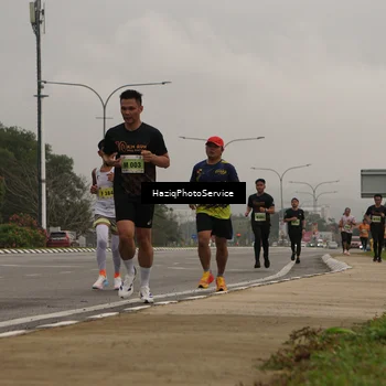 Runner Photo 8524351