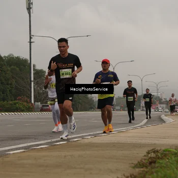 Runner Photo 8524369