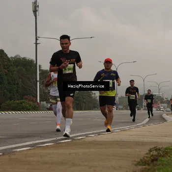 Runner Photo 8524374